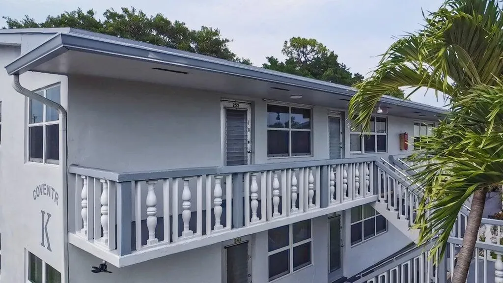 253 Coventry K West Palm Beach FL 33417