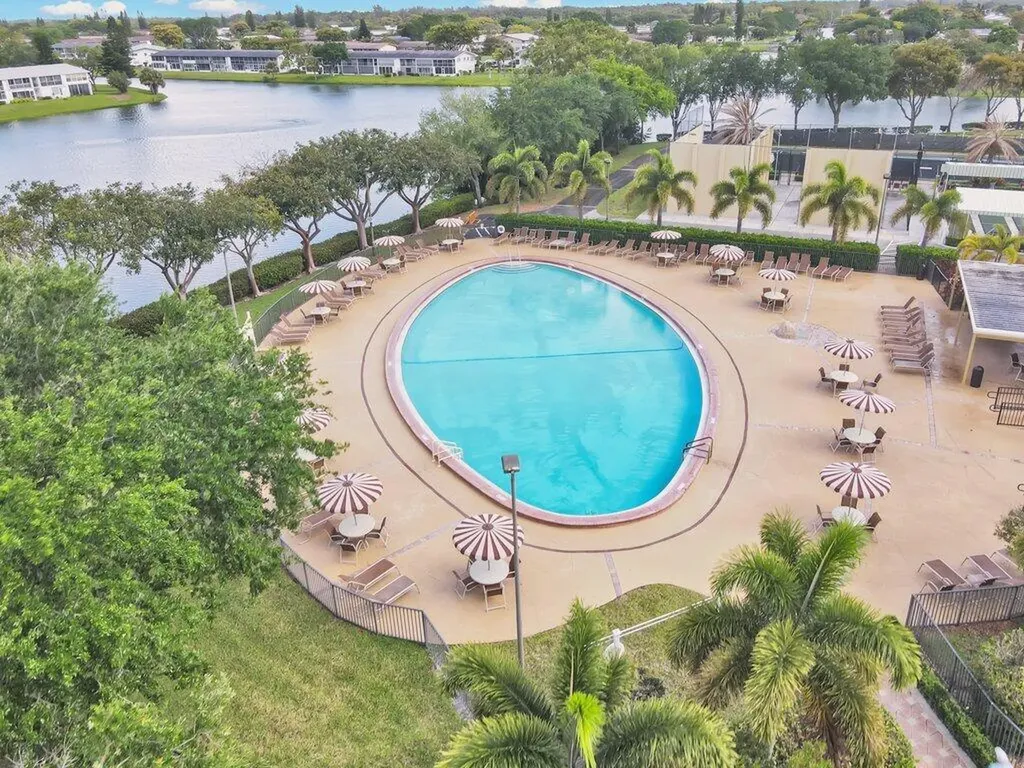 253 Coventry K West Palm Beach FL 33417