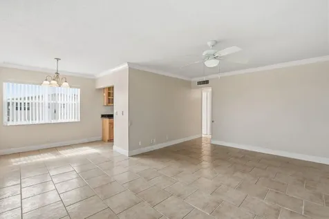 253 Coventry K West Palm Beach FL 33417