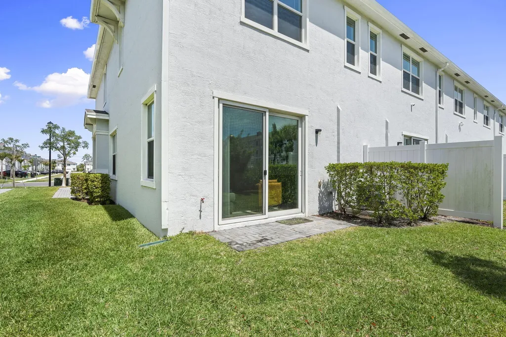 840 SE Grovebush Lane Port St Lucie FL 34984