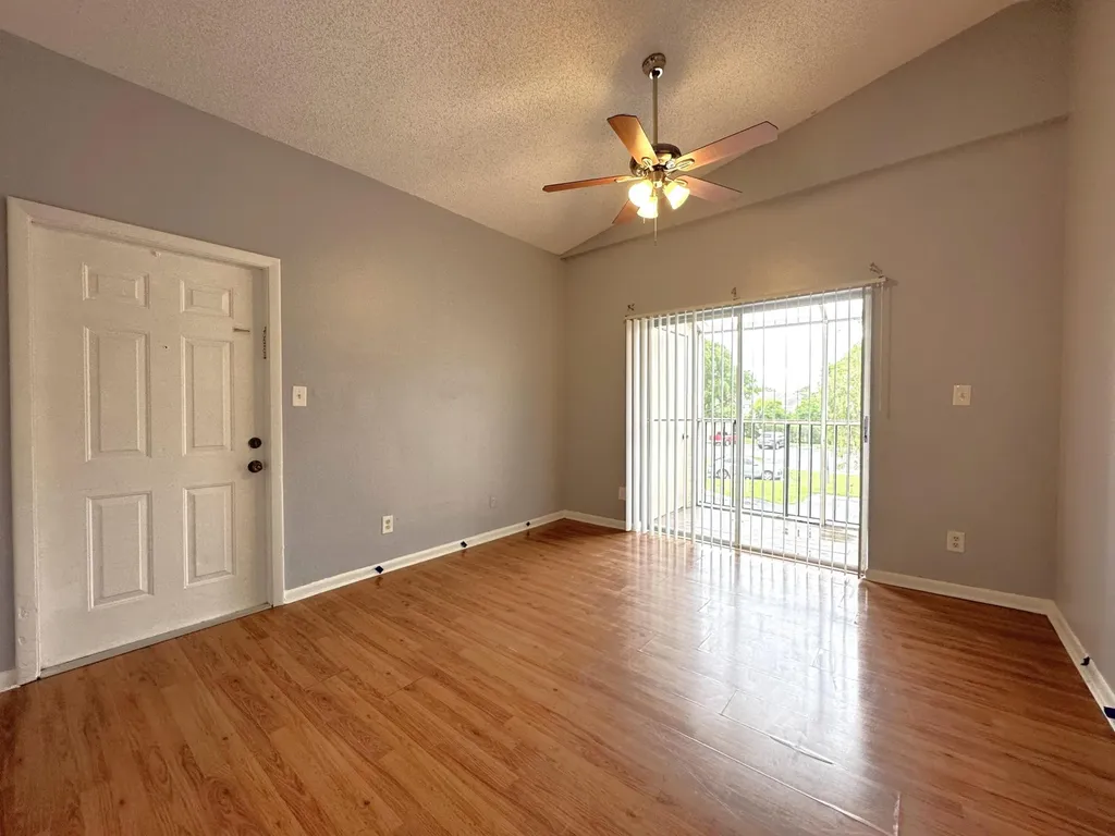 640 Cypress Club Way Deerfield Beach FL 33064