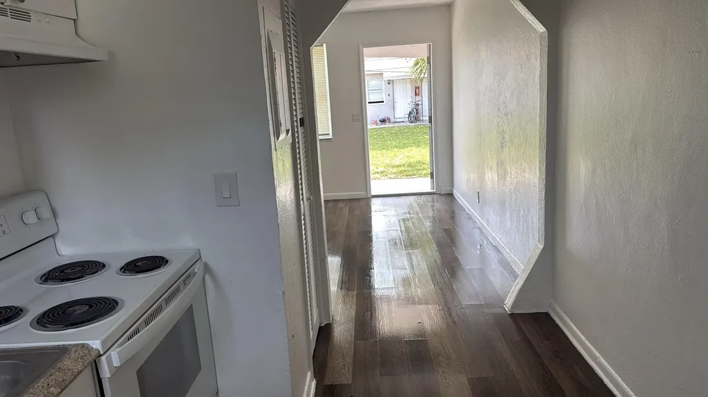 1021 Henrietta Avenue West Palm Beach FL 33401