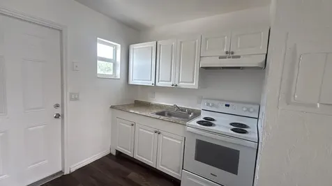 1021 Henrietta Avenue West Palm Beach FL 33401