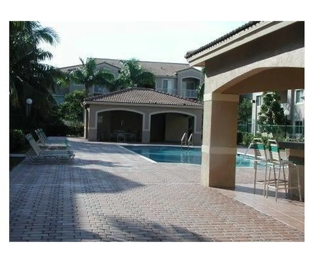 7085 Nova Drive Davie FL 33317