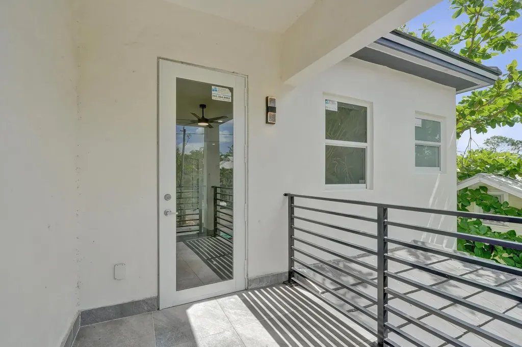 1213 W Las Olas Boulevard Fort Lauderdale FL 33312