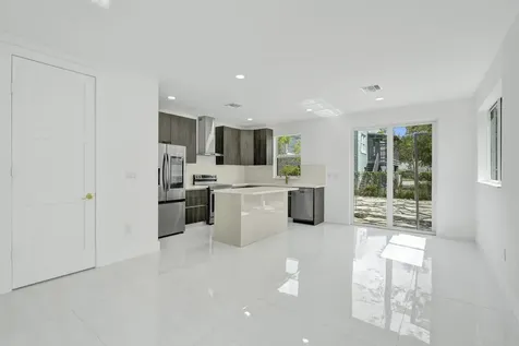 1213 W Las Olas Boulevard Fort Lauderdale FL 33312