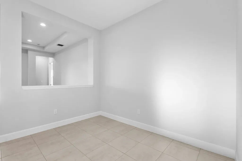 14208 Lacebark Lane Westlake FL 33470