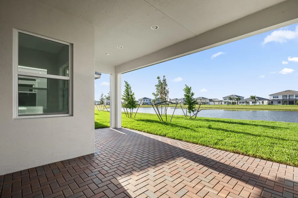 14208 Lacebark Lane Westlake FL 33470
