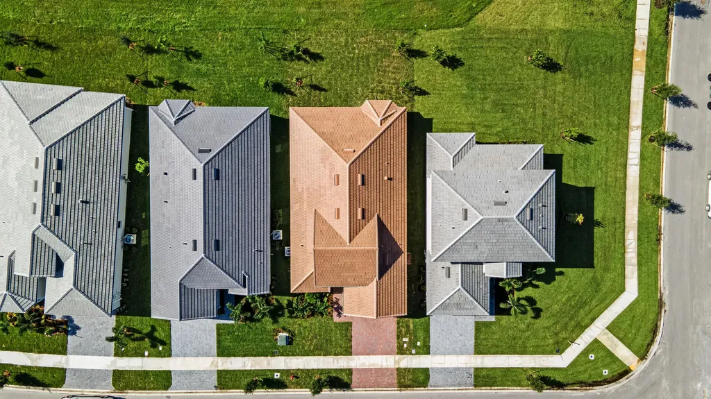 14208 Lacebark Lane Westlake FL 33470