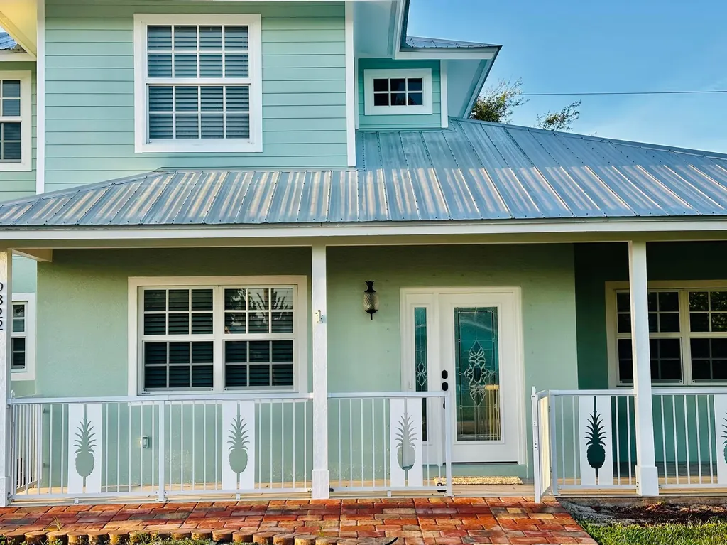 9322 SE Athena Street Hobe Sound FL 33455