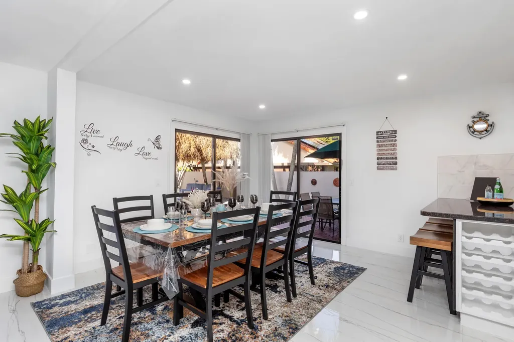 484 NW 38th Terrace Deerfield Beach FL 33442