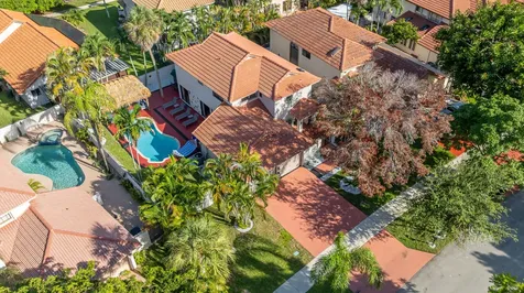 484 NW 38th Terrace Deerfield Beach FL 33442