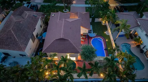 484 NW 38th Terrace Deerfield Beach FL 33442