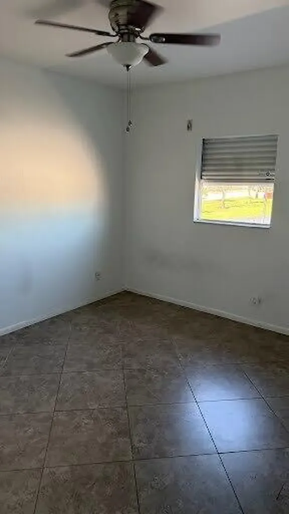 953 SE 10th Deerfield Beach FL 33441