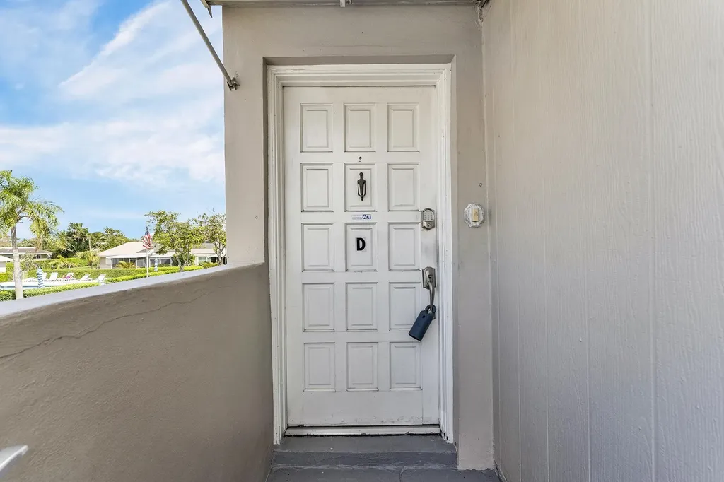 953 SE 10th Deerfield Beach FL 33441