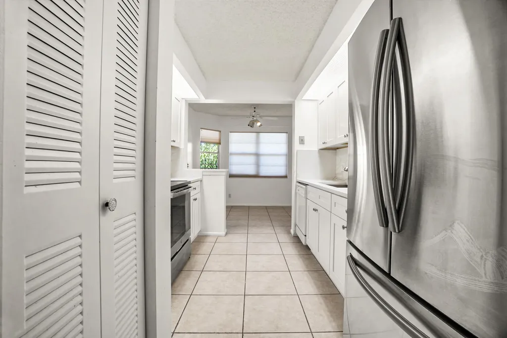1200 SW 130th Avenue Pembroke Pines FL 33027
