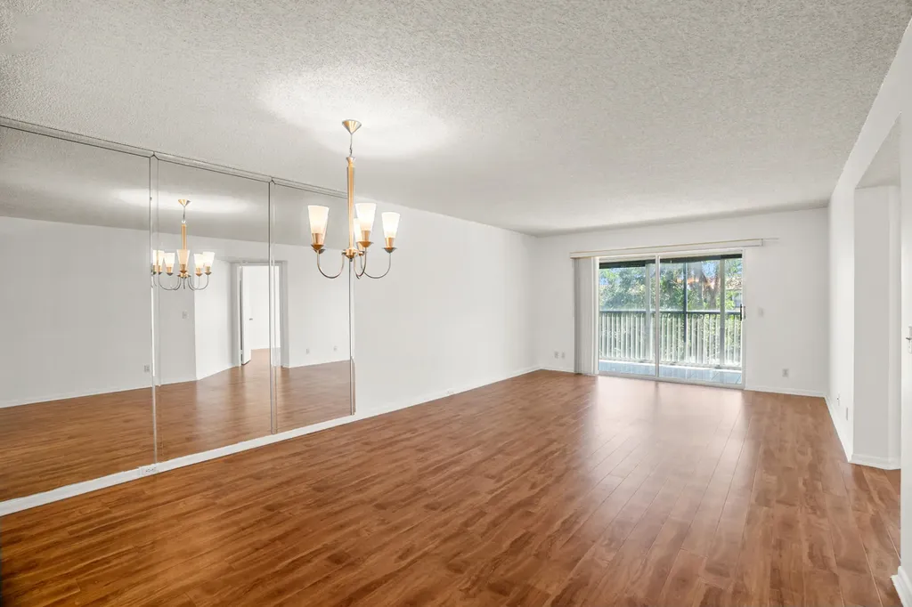 1200 SW 130th Avenue Pembroke Pines FL 33027