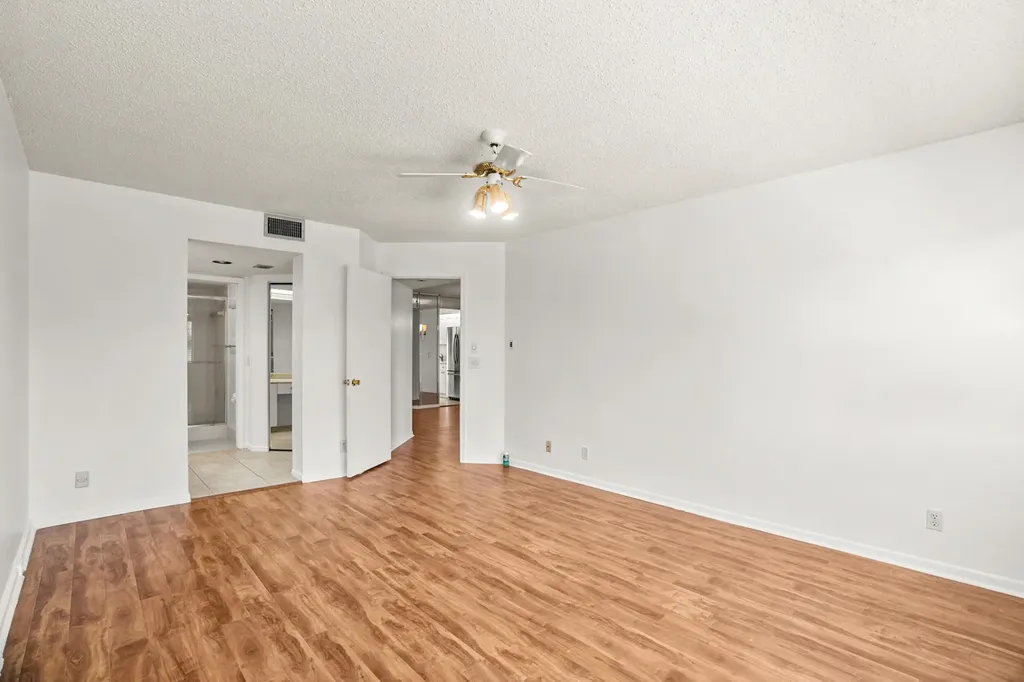 1200 SW 130th Avenue Pembroke Pines FL 33027