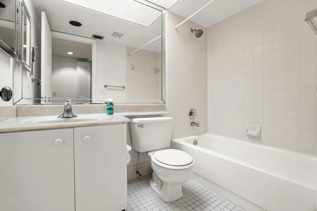 1200 SW 130th Avenue Pembroke Pines FL 33027