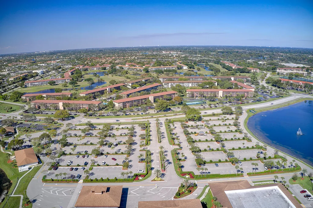 1200 SW 130th Avenue Pembroke Pines FL 33027