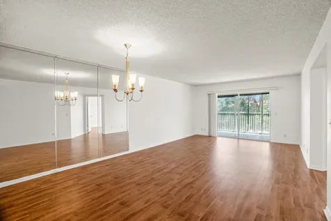 1200 SW 130th Avenue Pembroke Pines FL 33027