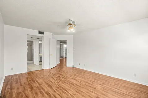 1200 SW 130th Avenue Pembroke Pines FL 33027