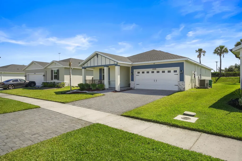 8588 Dahlia Circle Port St Lucie FL 34986