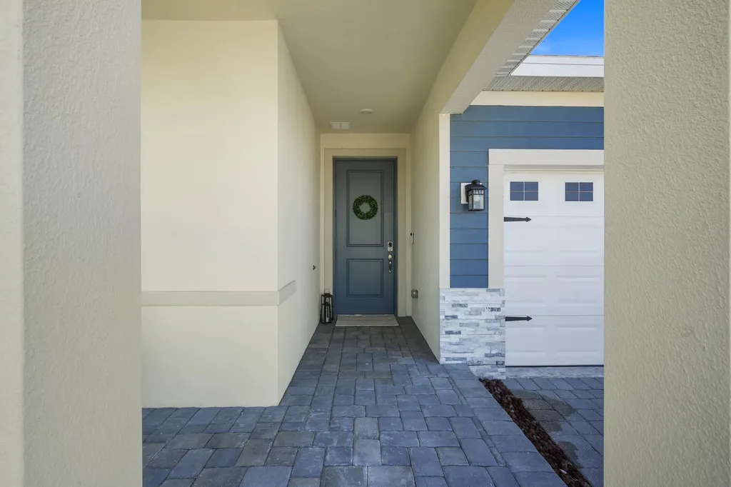 8588 Dahlia Circle Port St Lucie FL 34986