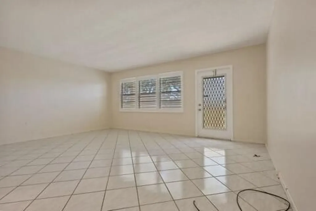 4028 Berkshire Deerfield Beach FL 33442