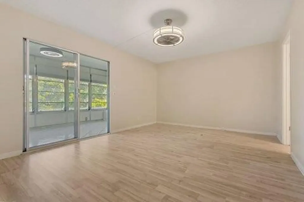 4028 Berkshire Deerfield Beach FL 33442