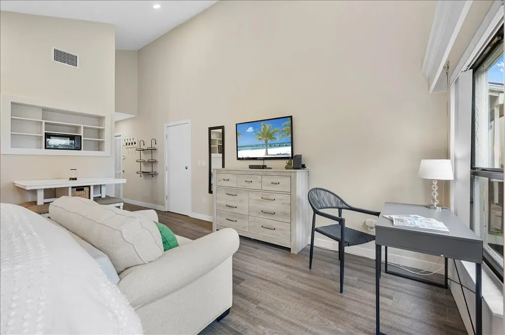 11863 Wimbledon Circle Wellington FL 33414