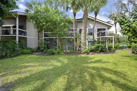 11863 Wimbledon Circle Wellington FL 33414