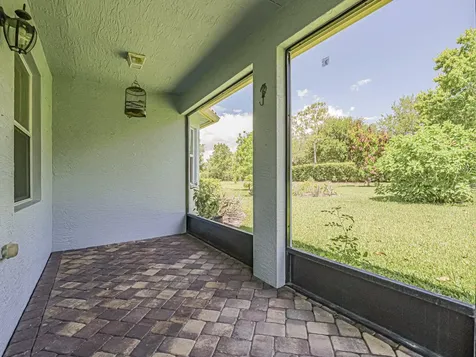 5561 57th Way Vero Beach FL 32967