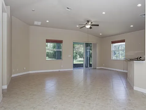 5561 57th Way Vero Beach FL 32967