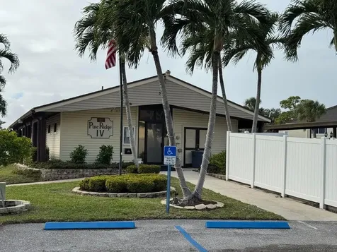 441 Pine Glen Lane Greenacres FL 33463