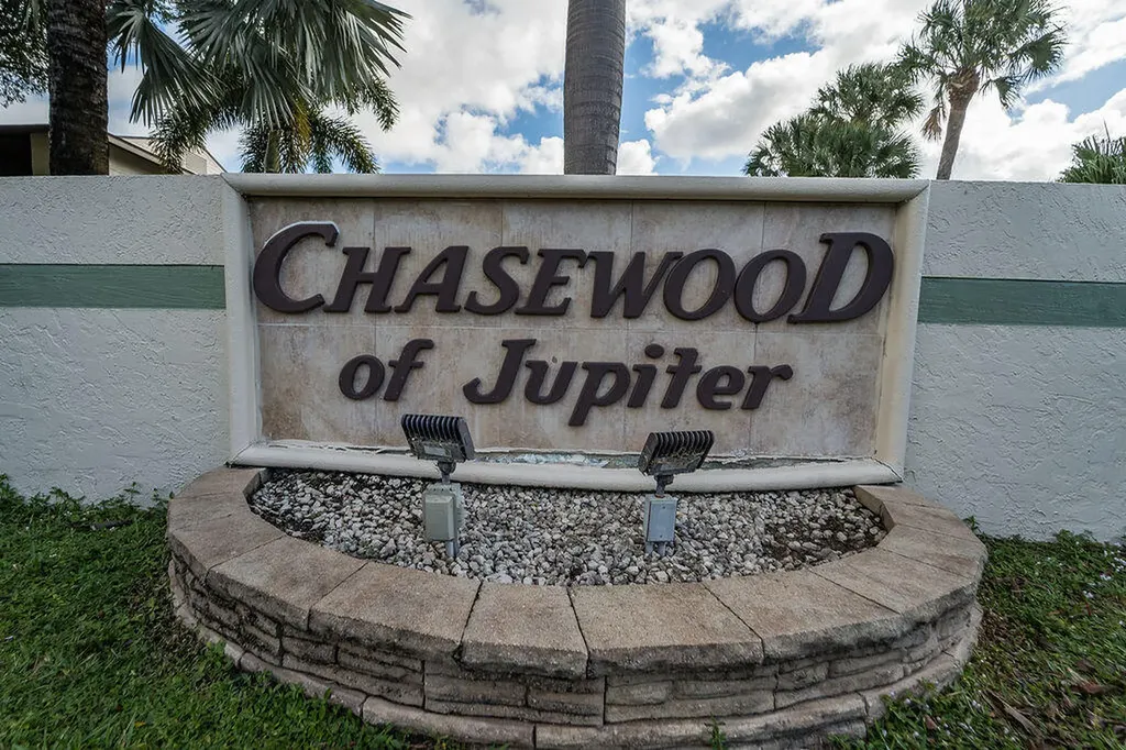 6519 Chasewood Drive Jupiter FL 33458