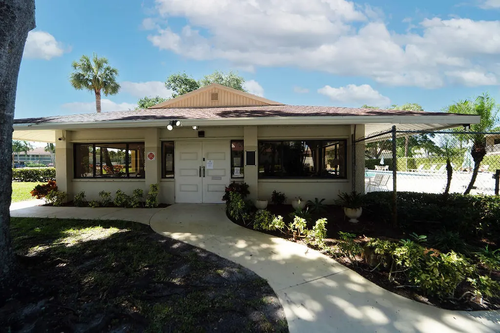 6519 Chasewood Drive Jupiter FL 33458
