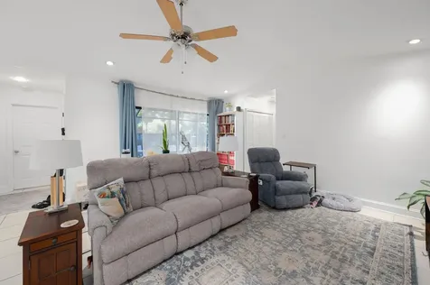 1433 Captains Walk Fort Pierce FL 34950