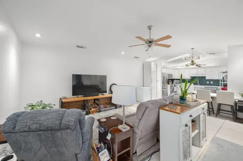 1433 Captains Walk Fort Pierce FL 34950