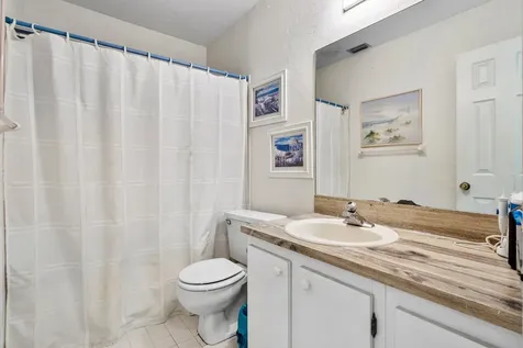 5 Via De Casas Norte Boynton Beach FL 33426