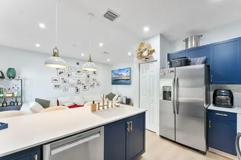 3253 W 106th Terrace Hialeah FL 33018