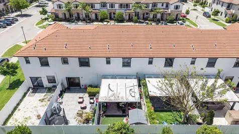 3253 W 106th Terrace Hialeah FL 33018