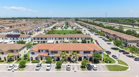 3253 W 106th Terrace Hialeah FL 33018