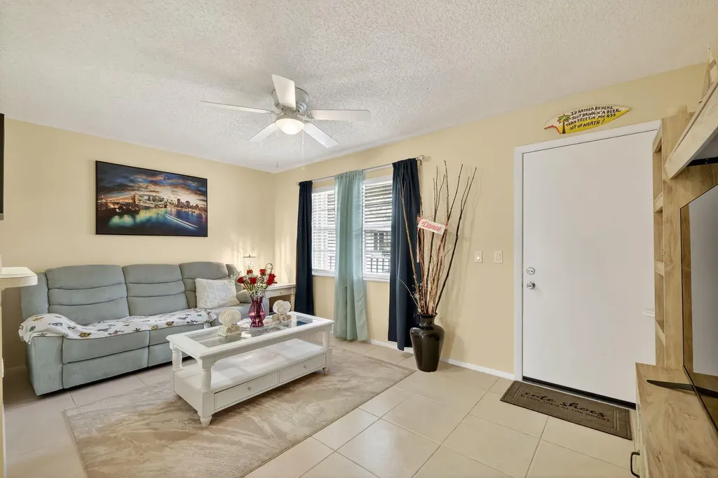23 Lake Vista Trail Port St Lucie FL 34952