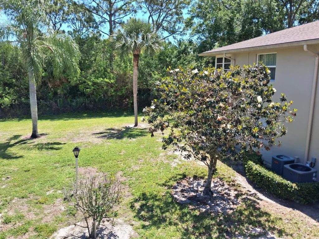 23 Lake Vista Trail Port St Lucie FL 34952