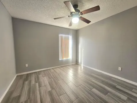 1941 SW Hampshire Lane Port St Lucie FL 34953