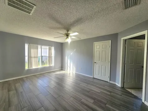 1941 SW Hampshire Lane Port St Lucie FL 34953