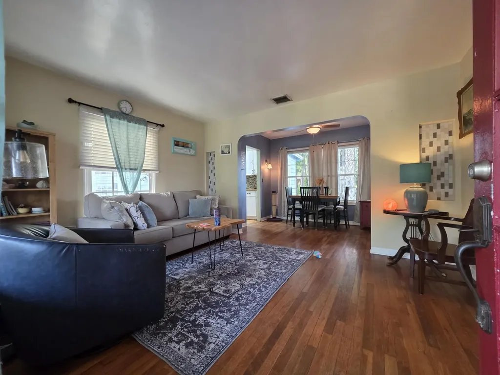 819 Valley Forge Road West Palm Beach FL 33405