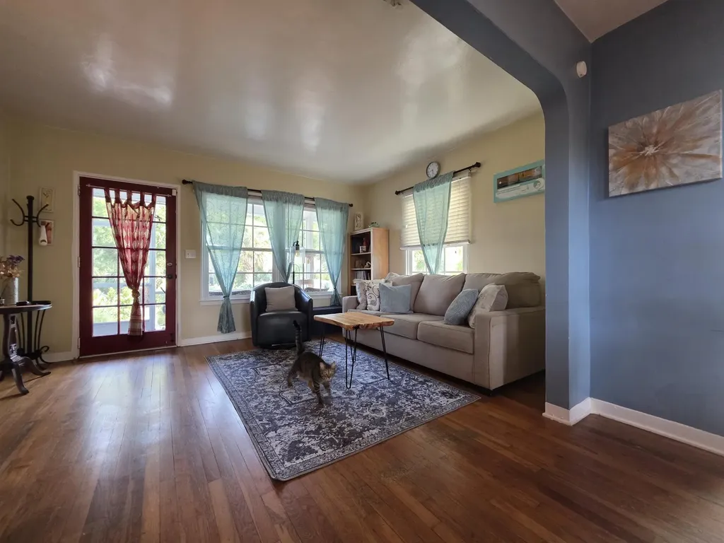 819 Valley Forge Road West Palm Beach FL 33405