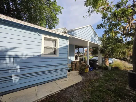819 Valley Forge Road West Palm Beach FL 33405